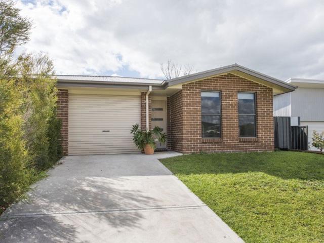 Open Living in a Quiet South Mudgee Cul De Sac