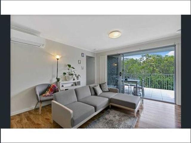 Open Plan Level 2 2 Bedroom Unit Atrium Complex *MID TERM INCREASE DECEMBER 17th