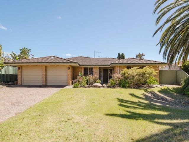 OPEN SATURDAY 10.30AM 11.00AM Comfort, Space and Convenience