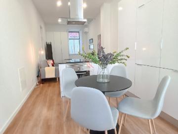 OPEN SPACE MODERNO E RENOVADO – 63M² + LOGRADOURO