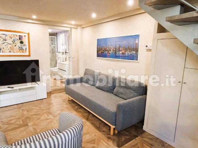 Open space, ottimo stato, su più livelli, Santa Croce, Firenze