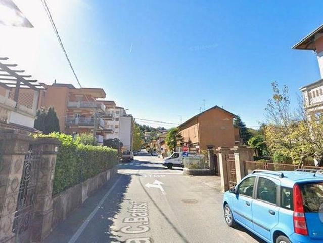 Open space libero subito a Laveno