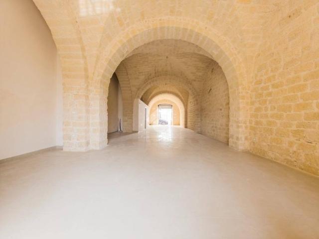 Open space via maddalena 26, Centro, Manfredonia