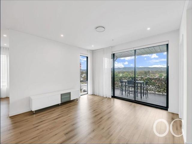 Open the door on effortless Everard Park living