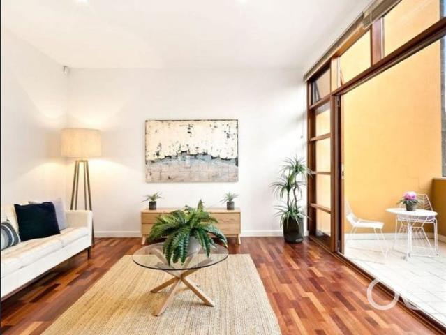 Open the Door To Modern City Fringe Living