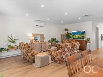 Open the Door to Modern Comfort in a Quiet Cul de Sac