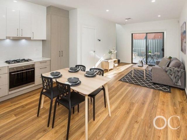 Open the Door To Bold Contemporary Living in Brompton