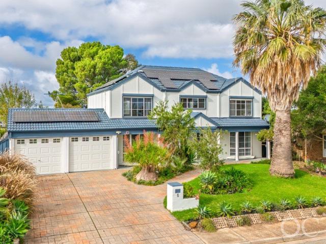 Open the Door to Coastal Family Living / Close the Door on Compromising for Space