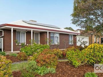 Open the Door To Comfortable Living in a Connected Morphett Vale Pocket