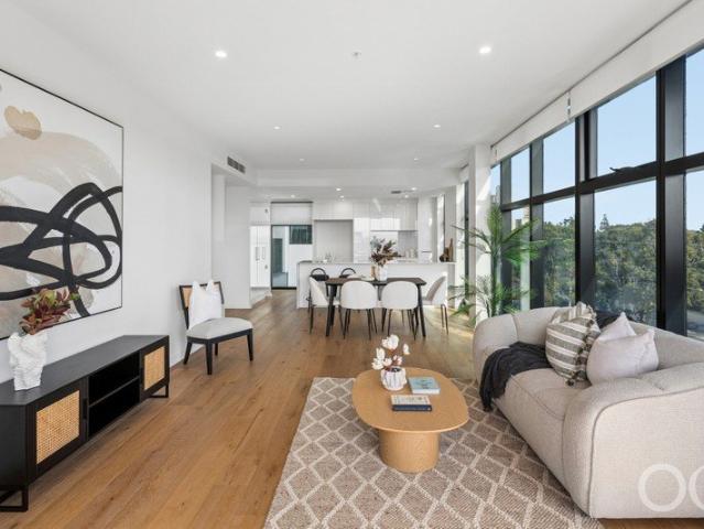 Open the Door to Contemporary City Fringe Living with Sweeping Views