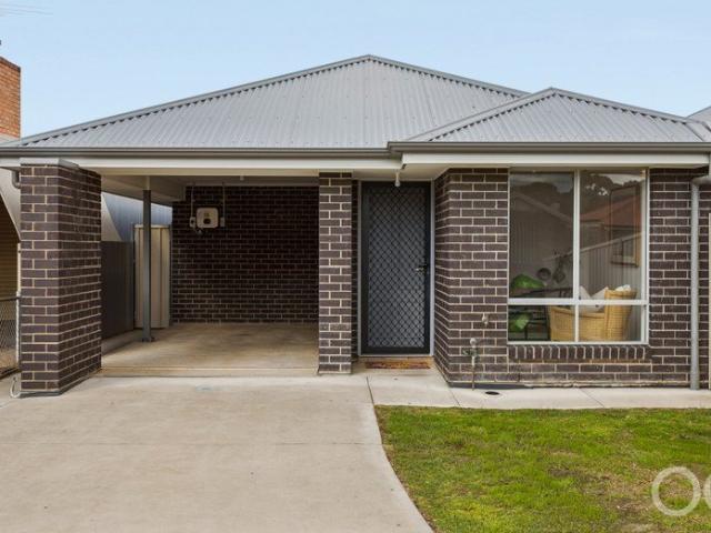 Open the Door to Easy, Modern Living in the Heart of Clearview