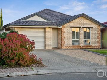 Open the Door to Effortless Coastal Living