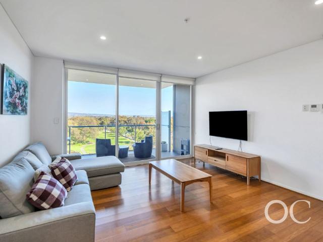 Open the Door To Effortless City Living Opposite Parklands