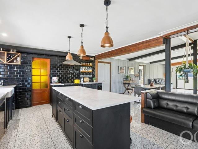 Open the Door to Country Charm with Main Road Presence / Close the Door to the Daily Commute