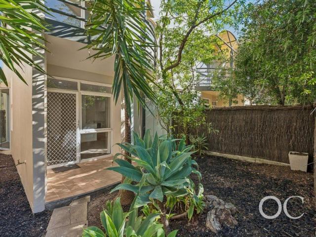 Open the Door To Parkside Living in Prestigious Kensington