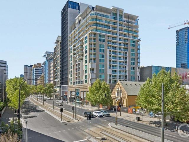 Open the Door to Prime Location, CBD Bolt Hole or Investment