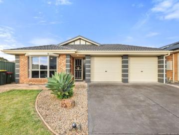 Open the door to relaxed family living with multiple living zones