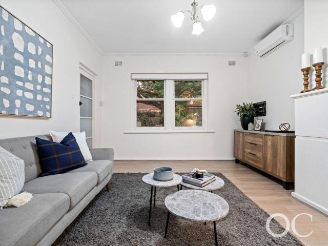 Open the Door To Timeless Comfort in a Prestigious Linden Park Setting