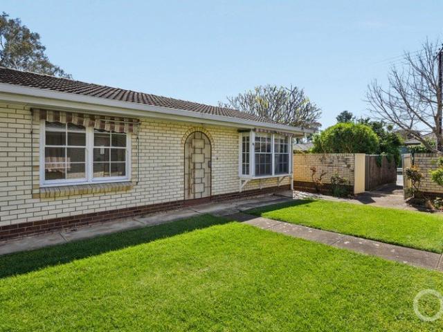 Open the Door to Upsized Unit Living Near the Gums
