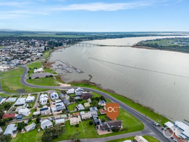 Open the Door to Your New Elite Waterfront Lifestyle