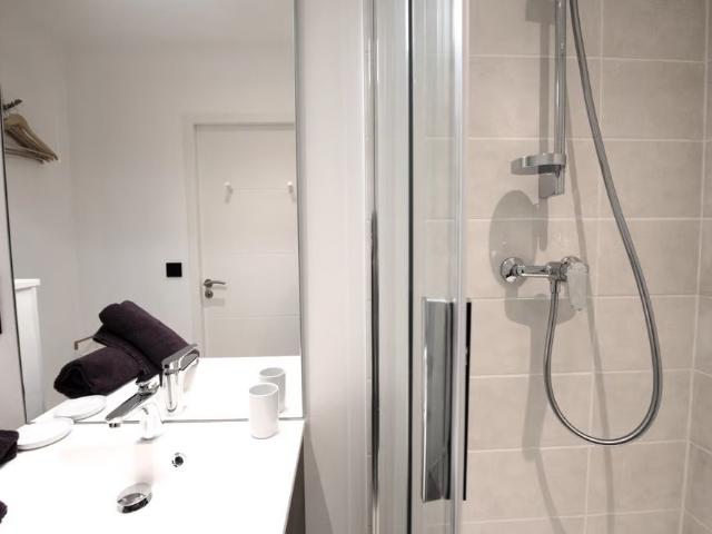 Opera 9 Lovely Studio near Opera/City Hall, Lyon Amsterdam Apartments for Rent