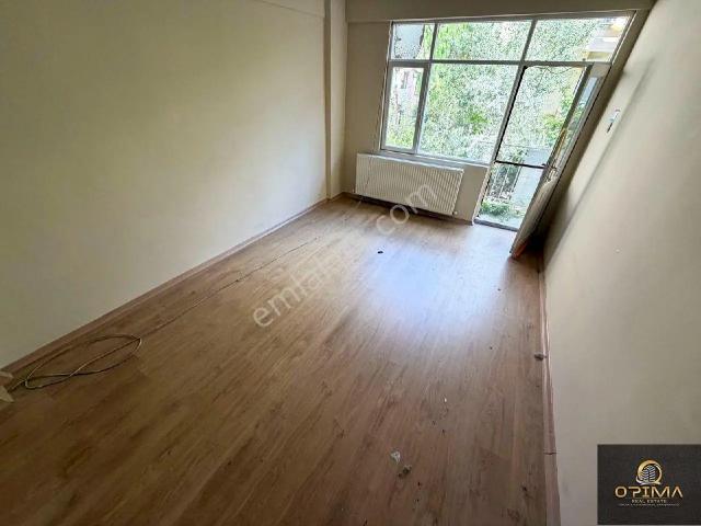Opima Emlak'tan Yalı Mahallesi Denize 5 Dakika Yürüme Mesafesinde Kiralık 2+1 Daire