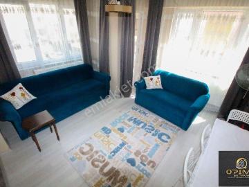 Opima Emlak'tan Yalı Mahallesinde Merkezi Konumda Eşyalı Kiralık 2+1 Daire