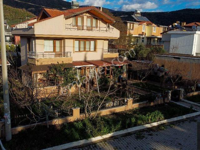 Opima Emlak'tan Ocaklar'da Deniz Manzaralı Satılık6+1 Müstakil Ev
