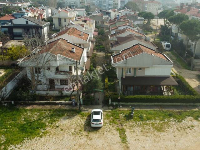 Opima Emlaktan Sahil Mahallesinde Nezih Site İçinde Satılık 3+1 Villa