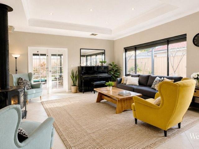 OPPOSITE THE PARK LIFESTYLE: Super Sized Luxury Meets Resort Style Family Living!