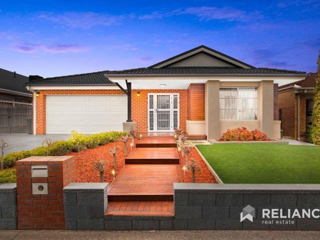 Opposite Alamanda School | Spacious Family Comfort on 562m²