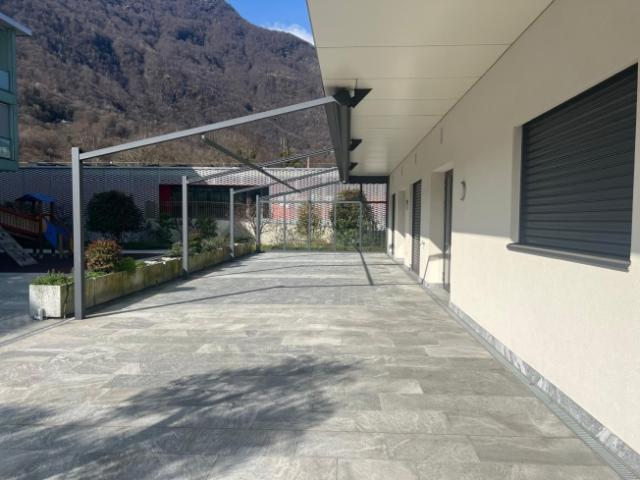Opportunità Esclusiva nel Cuore di Maggia Ampia Terrazza, Cucina Impiantata all'Avanguardia & Monolocale Incluso