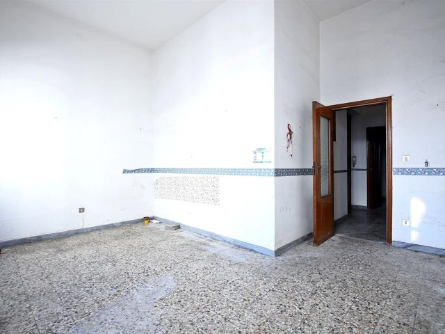 Opportunità Imperdibile in Via Xx Settembre, Cagliari: Ampio. 127m² Cagliari