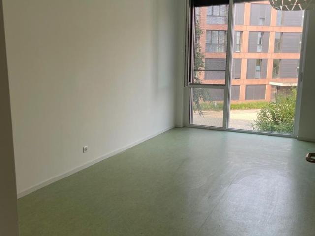 Opportunité à saisir: Atelier lumineux de 32m² au Mont sur Lausanne