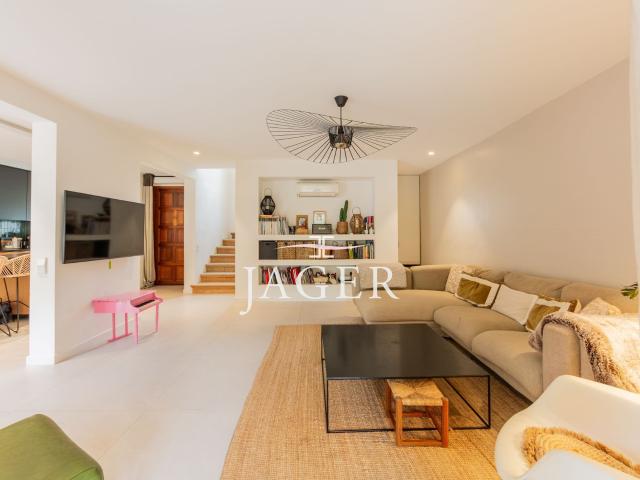 Opportunité À Saisir Coup De Coeur 103m² Gassin