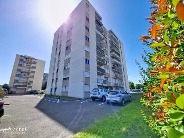 Opportunité à saisir pour investisseur, T5 de 98 m2 avec locataire en place, au 5ème avec ascenseur, balcon