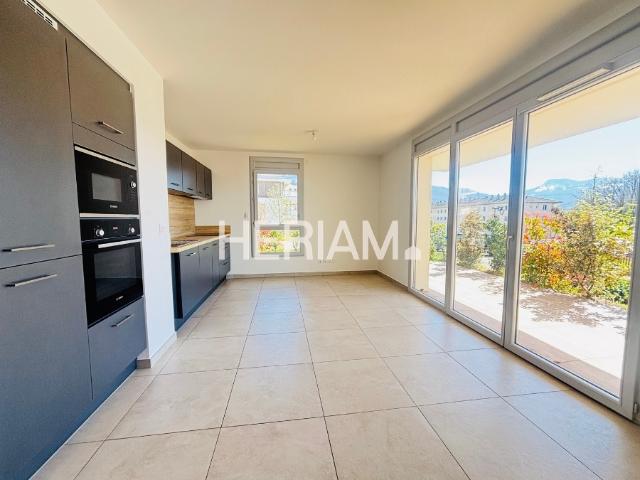 Opportunité Charmant T2 avec jardin, parfait pour un premier achat ou un investissement serein