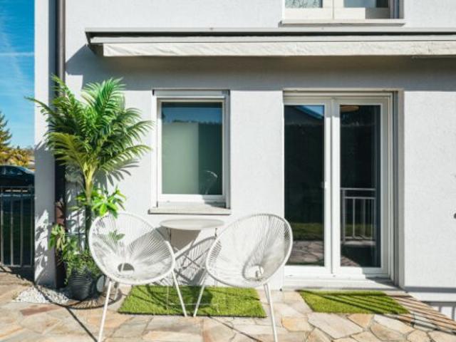 Opportunité rare: Villa mitoyenne familiale de 5.5 pièces