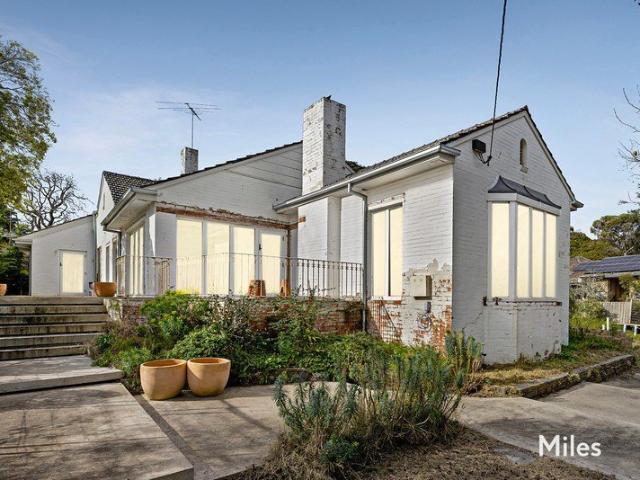 Opportunity to deliver your dream home on the prestigious Mount Eagle Partially renovated residence with approved permit upside