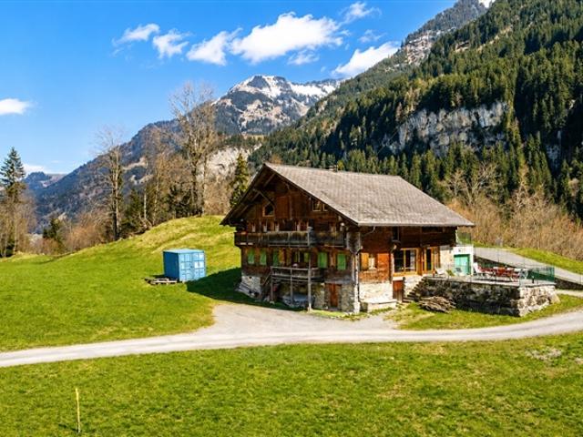 Wunderbare Unterkunft in einem authentischen Chalet in Champéry