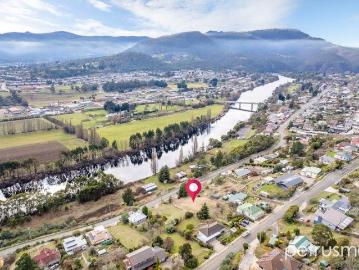 New Norfolk, Derwent Valley, Rabbit Island, Latrobe, Cloudy Bay, Kingborough, Tasmania Island