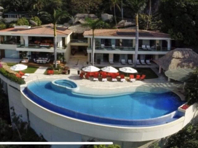 Opportunity House available for Sale in Las Brisas, Acapulco, Guerrero, Mexico