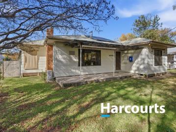 Opportunity in the heart of Whitfield