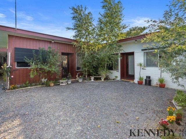 Opportunity in Prime Yarrawonga Location!