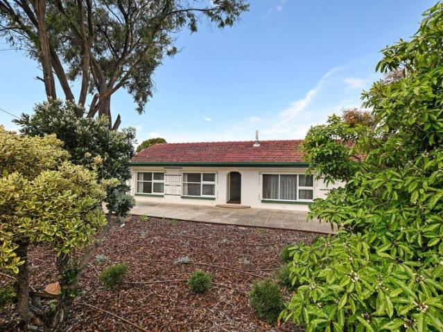 Opportunity knocks in central Kingscote
