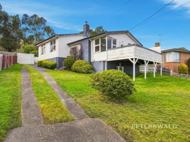 Opportunity knocks in ever popular Mornington