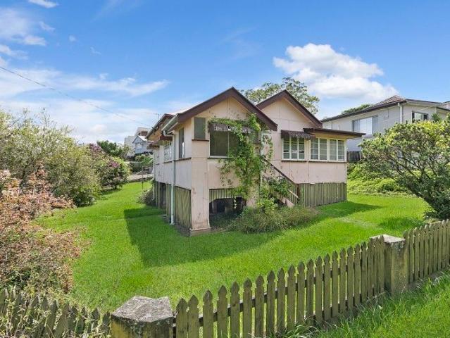 Opportunity Knocks in Prime Seven Hills Location