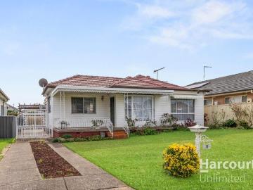 Opportunity Knocks Potential Rental Return Of $1,100pw!