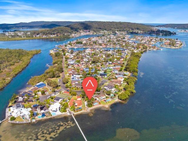 Opportunity Knocks Waterfront St Huberts Island