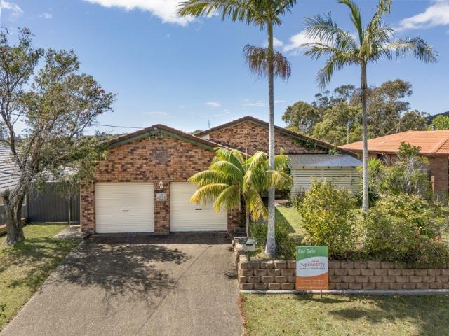 Opportunity Plus! Quiet Location Close to Warrell Creek & the Beach